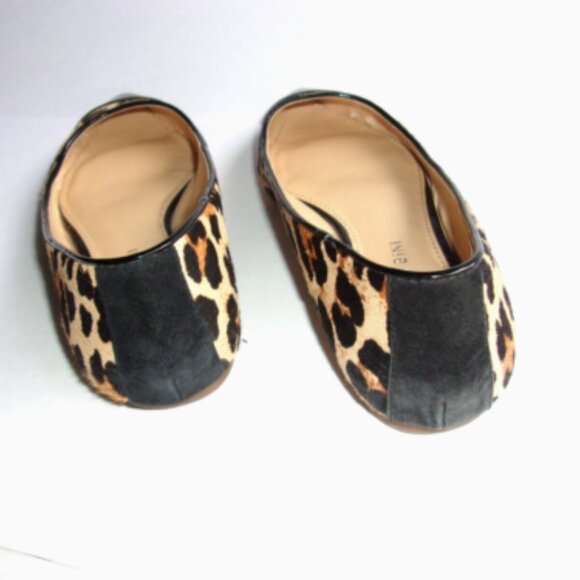 Pre-Owned Gianni Bini Women's Cheetah Calf Hair Leather Flats, Size 8-1/2 M - Picture 3 of 10